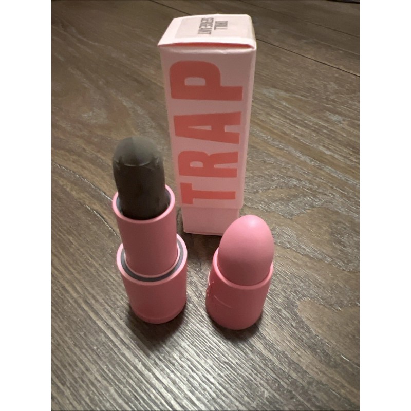 JEFFREE STAR Velvet Trap Lipstick DRILL SERGEANT Shade! Stunning Color.