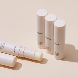 Kioskin Whitening 20 Essence Drop Stick 12g Spot Removal Multi Balm / 키오스킨 화이트닝 20 에센스 드롭 스틱 12g 기미 순삭 멀티밤