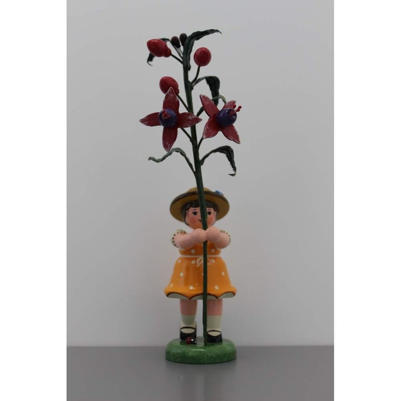 Hubrig Flower Children 17 cm Girl with Fuchsia Ore Mountains
