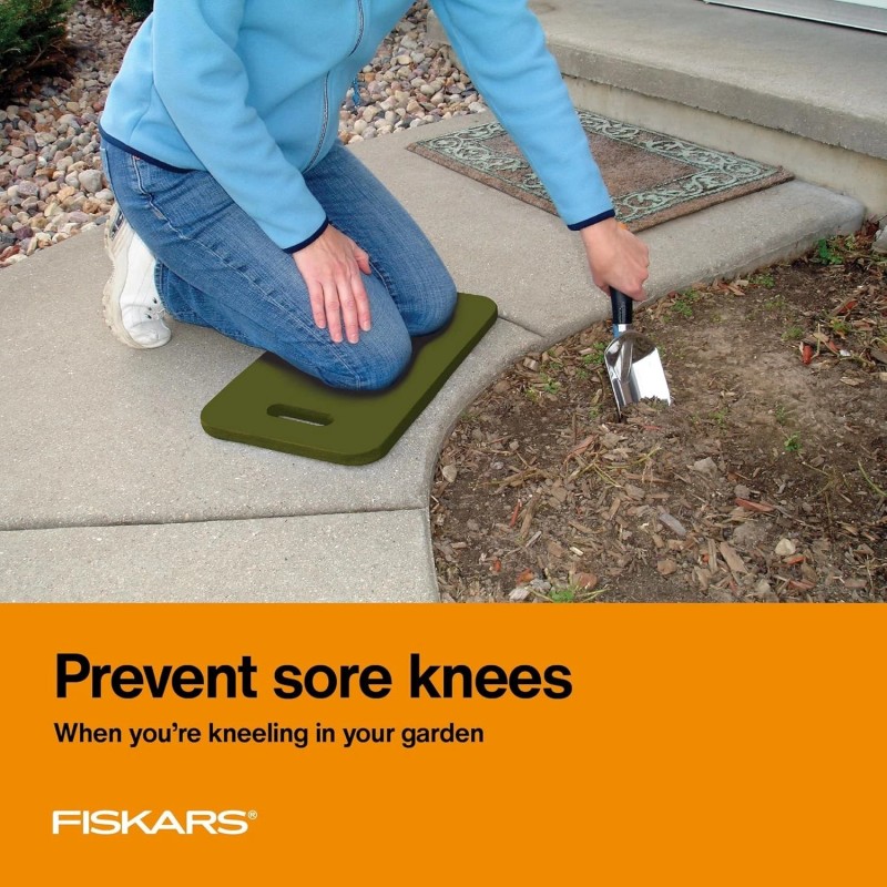 Fiskars Garden Kneeling Pad, 11" x 18" Lightweight and Thick