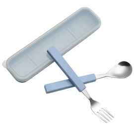 VANRA Juego de cubiertos para niños de 2 piezas de acero inoxidable 18/10, juego de cubiertos plateados, utensilios de cena, cuchara, tenedor con estuche de viaje para niños (acabado cromado) (azul)