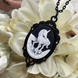 Fancy Fox Boutique Unicorn Mythology Heart Wedding Party Jewelry Prom Birthday Pony necklace Cameo