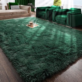 RUGTUDER Fluffy Dark Green Christmas Rug Carpet for Bedroom Living Room, 5x8 Feet Area Rugs for Boys Kids Girls Bedroom Decor, Soft Shaggy Plush Floor Rug for Baby Nursery, Washable Non-Slip Rug