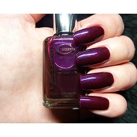 Cesars Paint No. 04 (BODY LANGUAGE Blackberry)