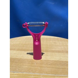 Tupperware Universal Vegetable Potato Peeler Horizontal Pink   New