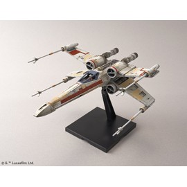 Bandai Hobby BAN210522 Red Squadron X-Wing Starfighter Plastic Model Kit, Multicolor