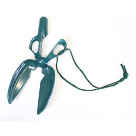 ToolUSA Walking The Dog Safety Kit | Lighted Collar 59.7 cm | Retractable LED Leash with Bags | 25.4 cm Scooper