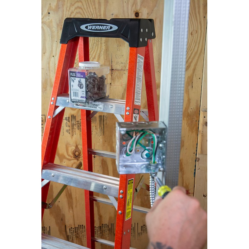 Halex – 3/8 Inch Flexible Metal Conduit (FMC) Clamp Combination