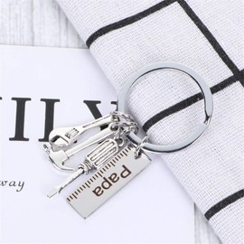 DOYOUDO Papa Keychain from Kids Dad Key Chains Funny Grandpa Daddy Keyrings Fathers Day Thanksgiving Birthday Christmas Gifts
