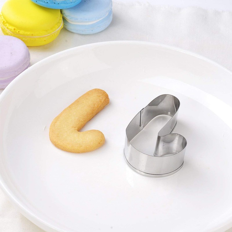 GWHOLE Cookie Cutters Stainless Steel Set of 26 Cookie Cutters