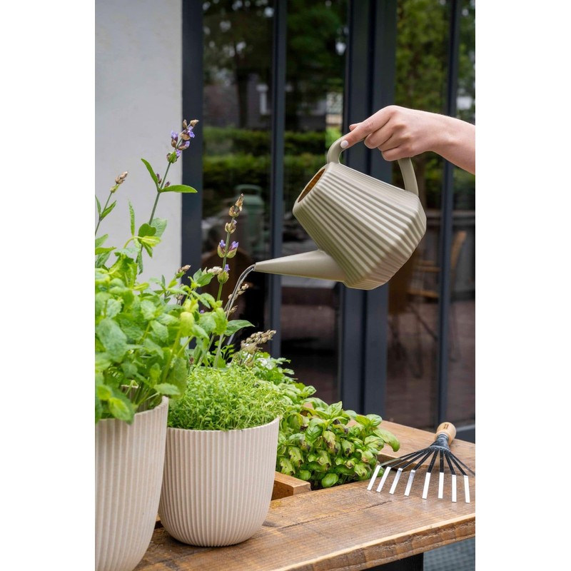 Capi Europe - Flower Pot Ball Groove 'Made with' Metallic