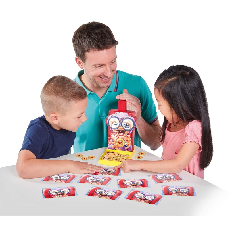 TOMY Games T73114 Greedy Granny – in a Spin