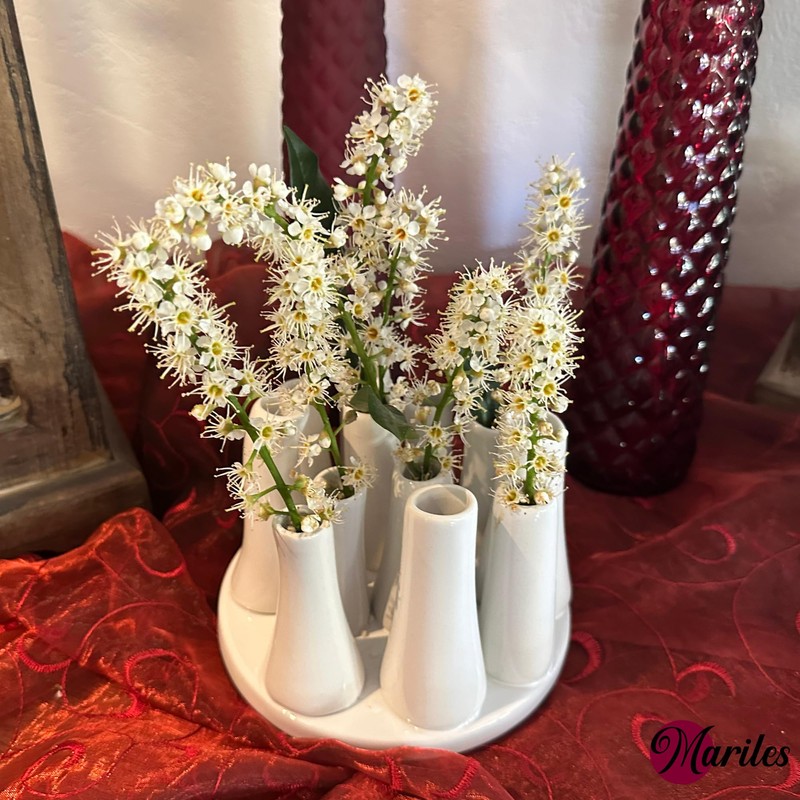 Mariles Vases Set on Base Flower Vases Flower Pot Table