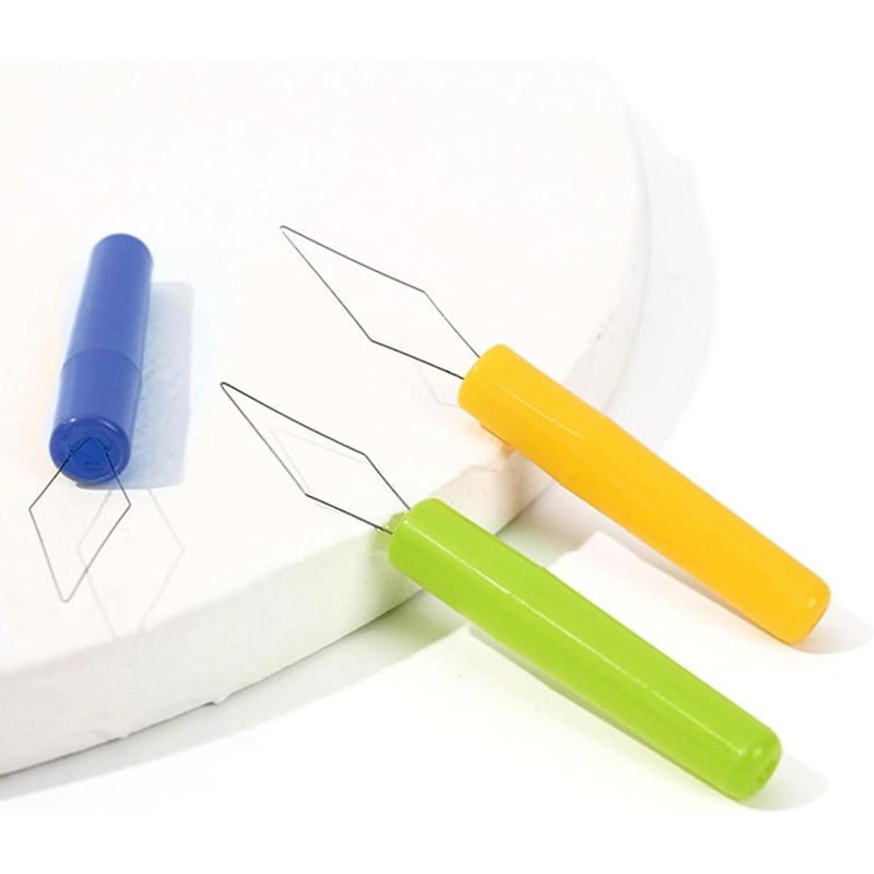 針糸通し器 4個セット ロープ通し器 針糸通しツール 便利なカバー付き ひも通し器 裁縫道具 手芸用 簡単糸通し DIY