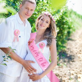 Tiamon Bear Theme Mom to Be Sash Baby Shower Dad to Be Pin and Flower Crown Headband for Gender Reveals Party Baby Shower Party Favors Decorations for Boys and Girls Pregnancy Props Keepsake (Pink)