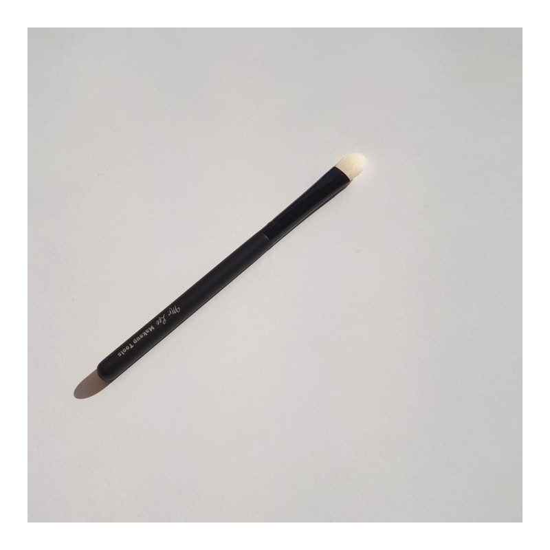 TOGO Base Shadow Brush / TOGO 베이스 섀도우 브러쉬