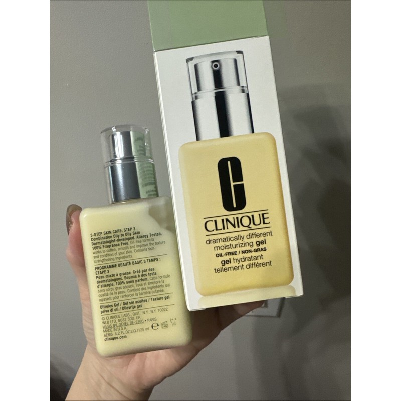 Clinique Dramatically Different Moisturizing Gel With Pump 4.2 Oz/125ml NWB