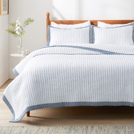 Bedsure White Quilts Twin Size - Twin Quilt Bedding Set Bedspread Coverlet, Lightweight Corduroy Pattern Bedspread, 2-Piece Set with 68"x86" Coverlet & 1 Pillow Sham, All-Season Soft Microfiber