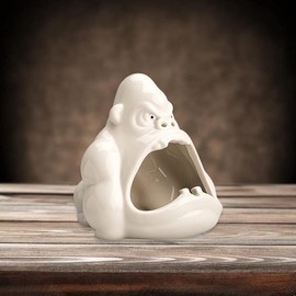 Gorilla Shape Ashtray Ceramic Open Mouth Ashtray Animal Statue Sculpture Ornament for Home Office Decoration - White