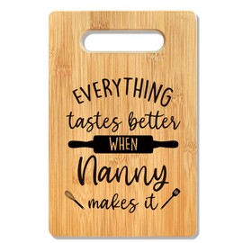 ANIANG Nanny Gifts Cutting Board, Nanny Gifts for Grandma Bamboo Cutting Board, Everything Tastes Better When Nanny Makes It Decorative Cutting Board Kitchen Decor, Gifts for Nanny from Grandkids