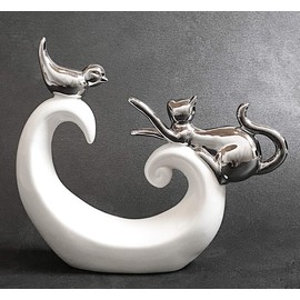 FeinKnick Stylish Decoration with Playing Cat and Bird - White & Silver Ceramic Cat Decoration - Modern Cat Figure 20 cm High