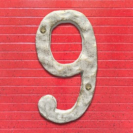 BetLight 5.5 Inch House Numbers- Cast Iron Home Address Number- Solid & Heavy Duty/Easy Install with Matching Screws, Gold & White Finished-Number 9