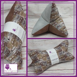 Leseknochen Nackenkissen (Miau braun) bequem und waschbar! Handgestopft und genäht in Deutschland - Nutzbar als Nackenrolle Kissen Nackenrolle