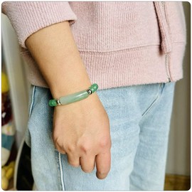 PEAS Fashion Jewelry Healing Stone Bracelet Crystal Energy Stretch Bracelet(Green)