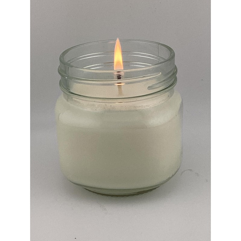 Freyburg Farms Fresh Linen Candle