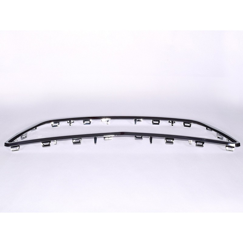 Original Seat Leon 5F radiator grille trim chrome gloss
