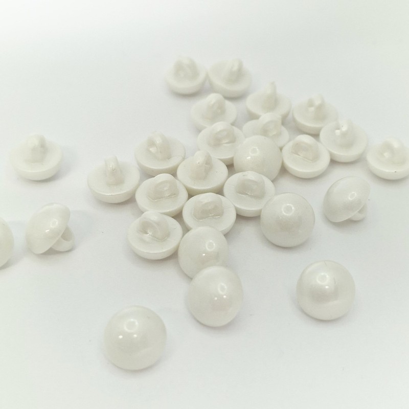 MajorCrafts 24pcs 11mm High-Grade Acrylic Small Round Mushroom Shank Sewing