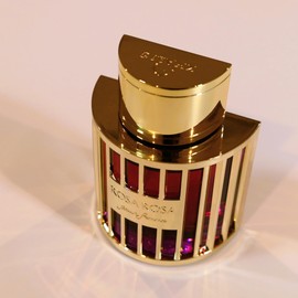 Rosa Rosa Eau de Parfum 3.4 oz - Bitter Sweet Floral Womens Perfume with Vanilla Sugar and Musk Accords All Day Wear loved for its long lasting trail and compliment catching aroma