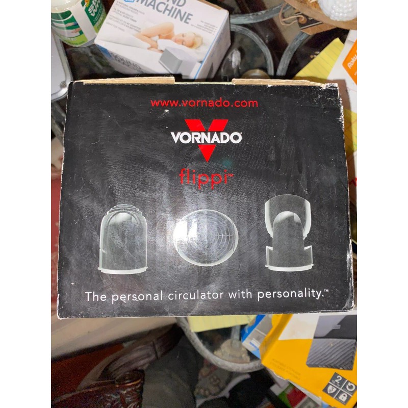 Vornado Flippi V8 Personal Oscillating Air Circulator Fan (CR1-0095-06) NEW!