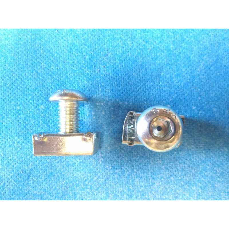 Triton 07728-H Tie Down Keeper Block Set - 2 Pack