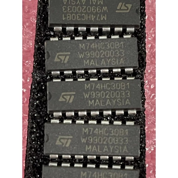 STMicroelectronics M74HC30B1 IC 8-INPUT NAND GATE HS-CMOS 14-PIN PDIP ST
