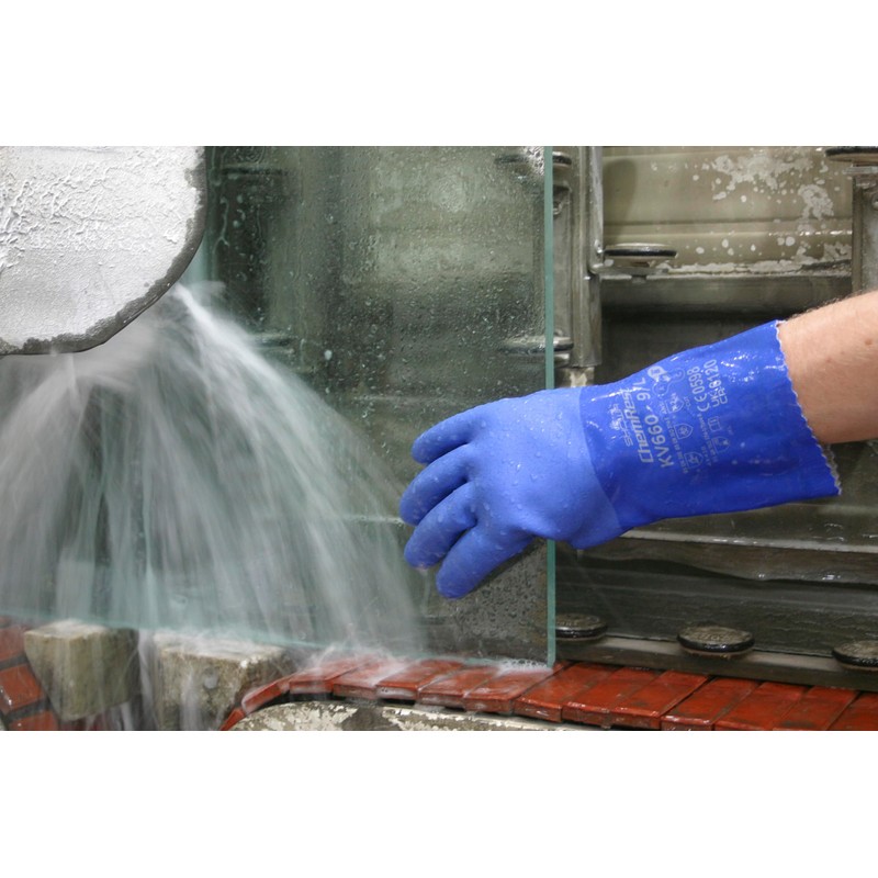 Showa Glove KV660 Anti-Cut and Oil Resistant Aramid Vinyl Robe