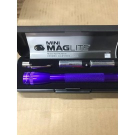 Mag-Lite Maglite Flashlight Incandescent Solitaire AAA *Purple K3A982 with Box & Battery
