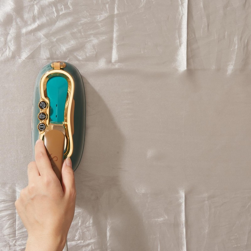 SALAV IS-900 Retro Handheld Garment Steamer and Iron, Ceramic Steam