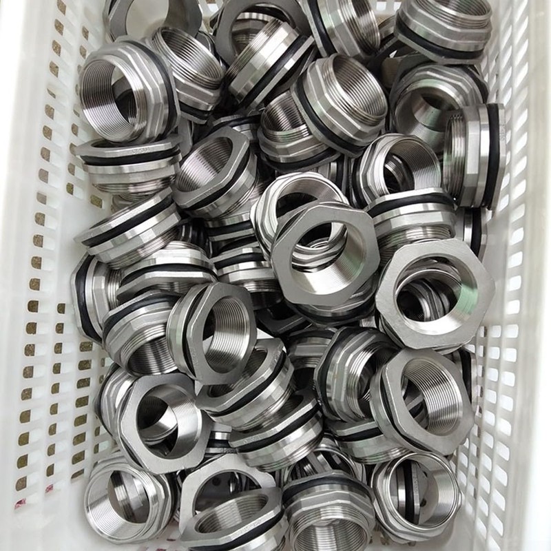 and Leakproof Bulkhead Tank Fitting, 304 Stainless Steel Construction (1/2)