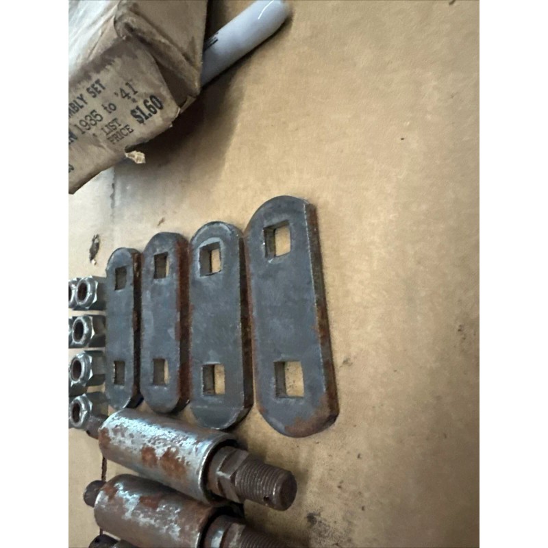 Lewis NOS 1935 - 1941 Lewis Spring Shackle Assembly Ford