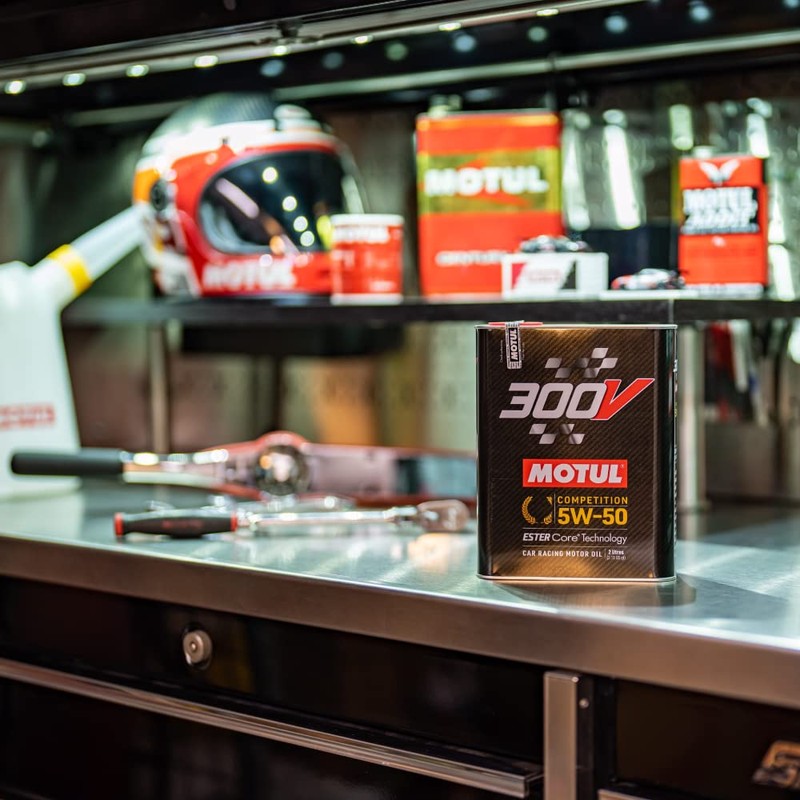 Motul 300V Competition 5W-40 Full Synthetic Motor Oil 2L |