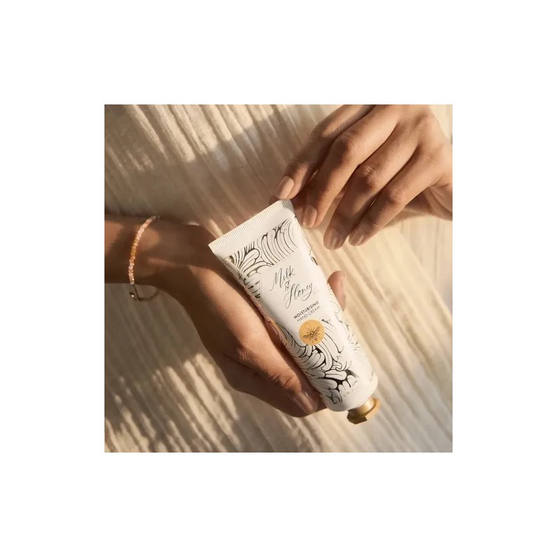Oriflame Milk & Honey Gold Crema Hidratante Suavizante Manos