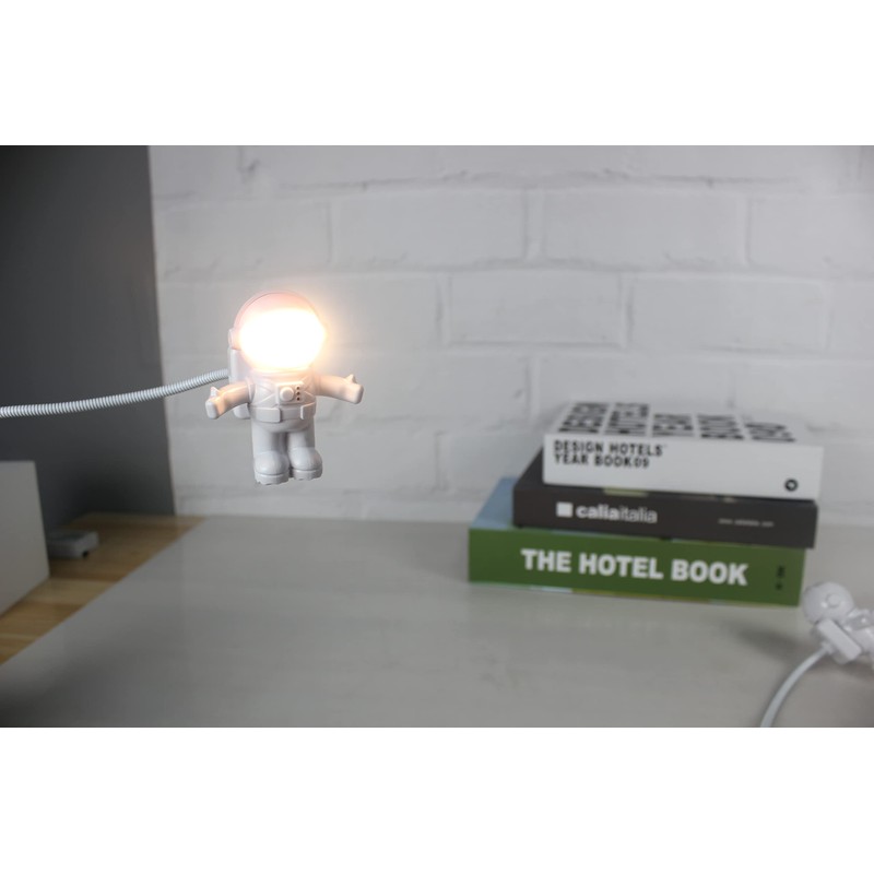 SOONDAR® Creative Spaceman Astronaut LED Flexible USB Light for Laptop