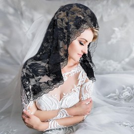 2 Pcs Catholic Mantilla Veils for Church Catholic, Lace Church Veils Floral Design Chapel Christian Veil for Women, The First Communion, Bridal, Wedding, Latin Mass, Head Covering Scarf (White, Black)