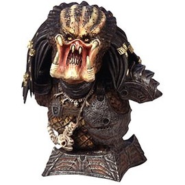 Predator Unmasked Micro Bust