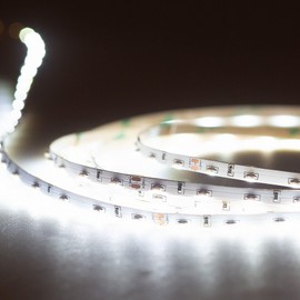 Mextronic Sideview LED Strip/LED Strip, Cold White, 24 Volt, 24 Watt, 6,000 K, 500 cm, IP20
