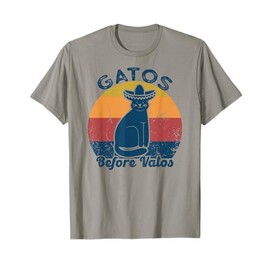 Gatos before Vatos Retro Vintage Funny saying cats Spanish T-Shirt