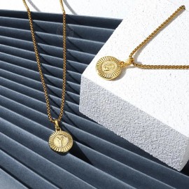Initial Letter Pendant Necklaces Round Charm Stainless Steel Box Link Chain for Women Men Jewelry GiftColor: Q-With chain 18inch
