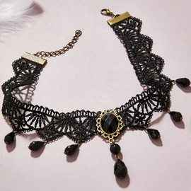 Black Retro Choker Gothic Tattoo Lace Choker Black Tassel Diamond Crystal Choker Necklace with Water Droplets Shape Necklace for Women and Girls