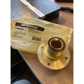 Jones Stephens PEXALGAS 32 mm(1" eq.) TH x 1” MPT Flange Brass Flexible Gas Termination Fitting